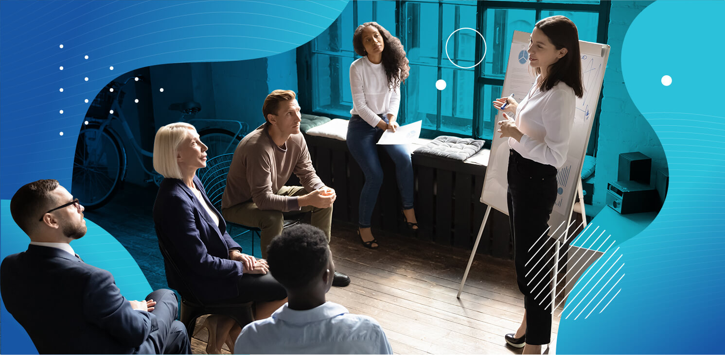 Profesional business people listening to a presentation